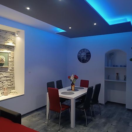 Apartment "M&M" Free Parking Σολίν Εξωτερικό φωτογραφία