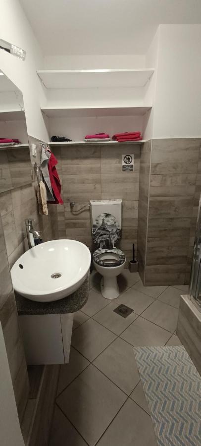 Apartment "M&M" Free Parking Σολίν Εξωτερικό φωτογραφία