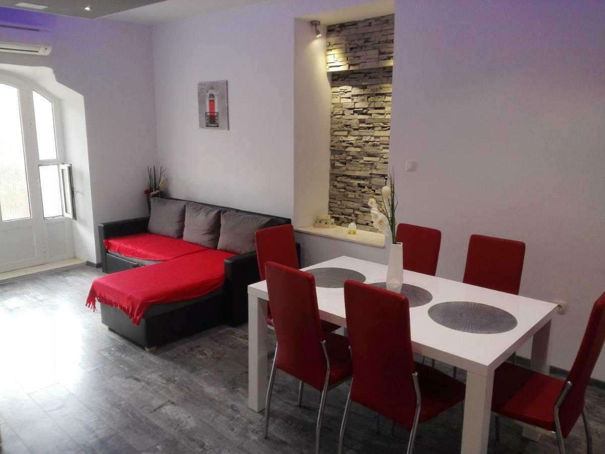 Apartment "M&M" Free Parking Σολίν Εξωτερικό φωτογραφία