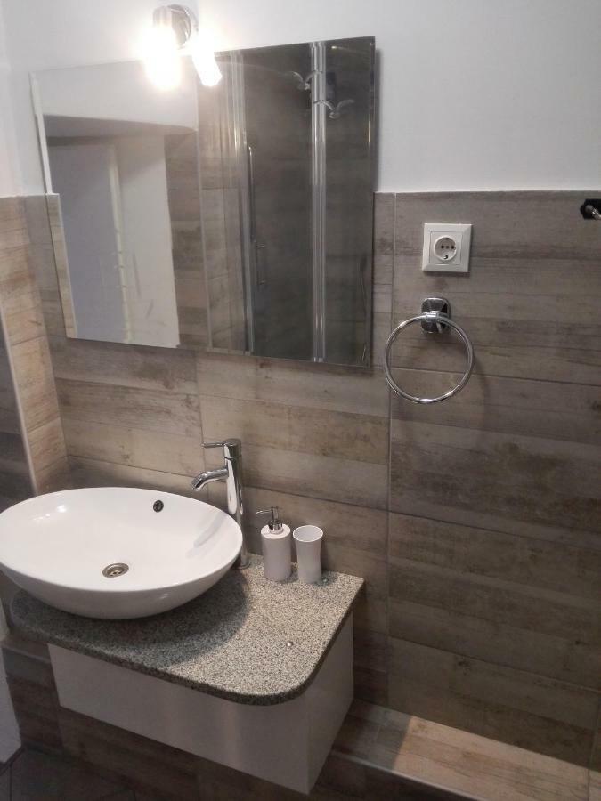 Apartment "M&M" Free Parking Σολίν Εξωτερικό φωτογραφία